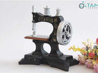 Mô hình bàn máy may cổ điển Composite để bàn MHVT-BMM-02